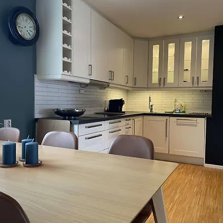 Moderne Rekkehus, God Standard. * Ålesund