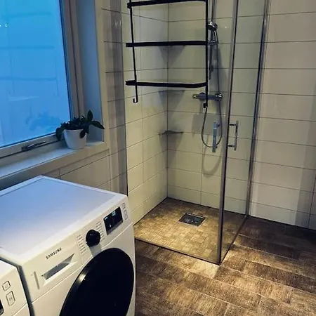 Moderne Rekkehus, God Standard. Vakantiehuis *
